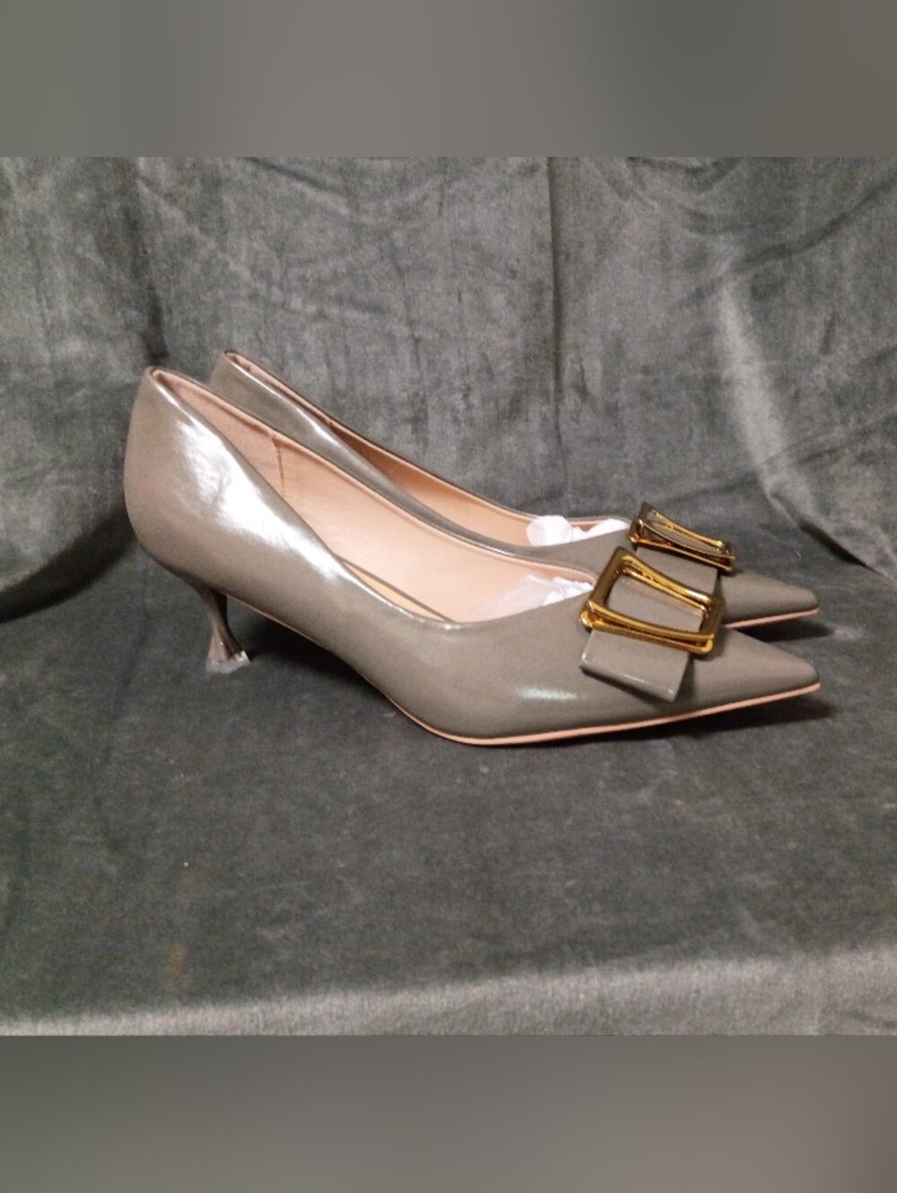 C. Paravano Pointed Toe Kitten Heel Pumps with Gold Buckle Size 42 (10.5) NWOT
